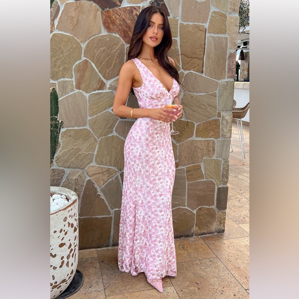 Commense Pink Floral Maxi Dress